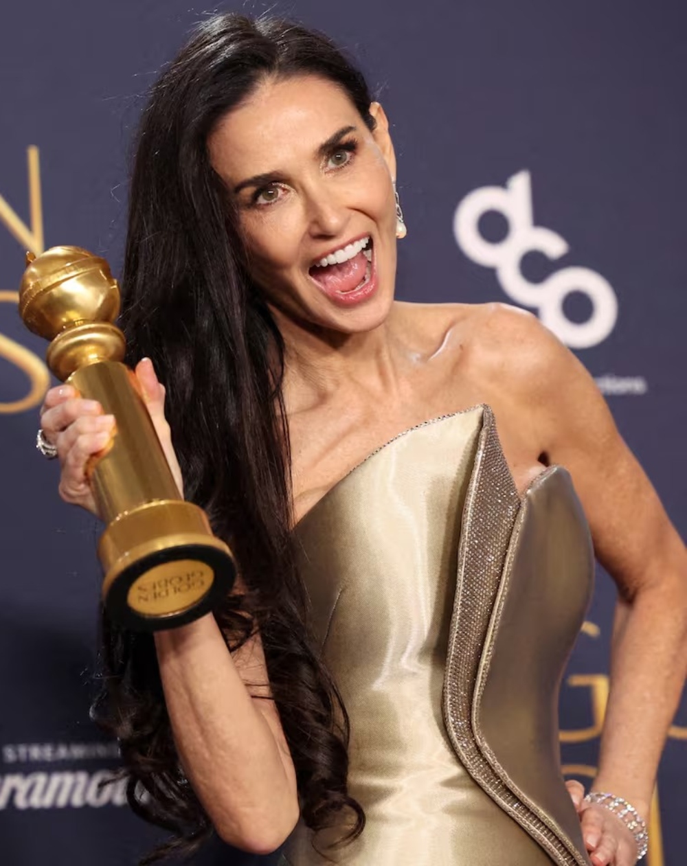 Demi Moore ganó su primer premio en 45 años de carrera y compartió un mensaje inspirador